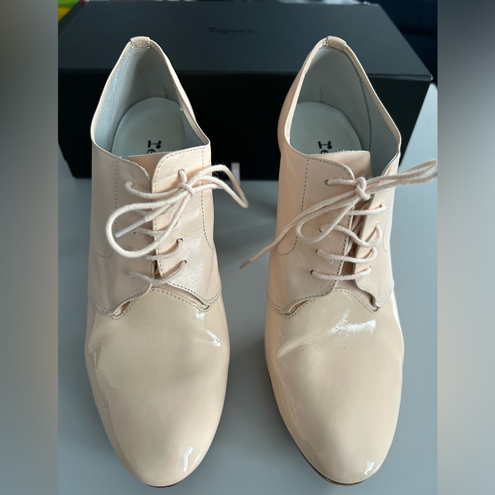 Repetto rose blush sz 39 1/2- 8.5 (1/2)